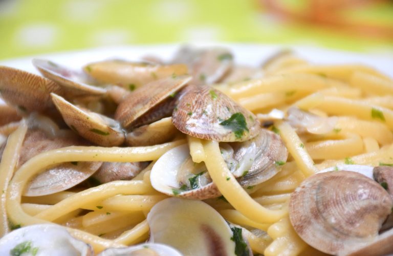 Spaghetti alle vongole veraci