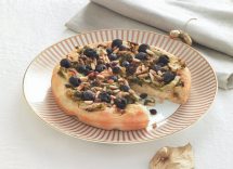 Torta salata con scarola olive taggiasche