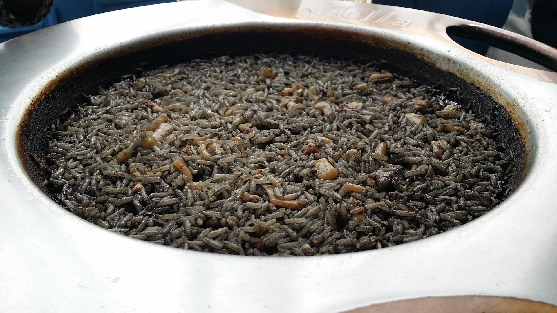 Arroz negro con calamari