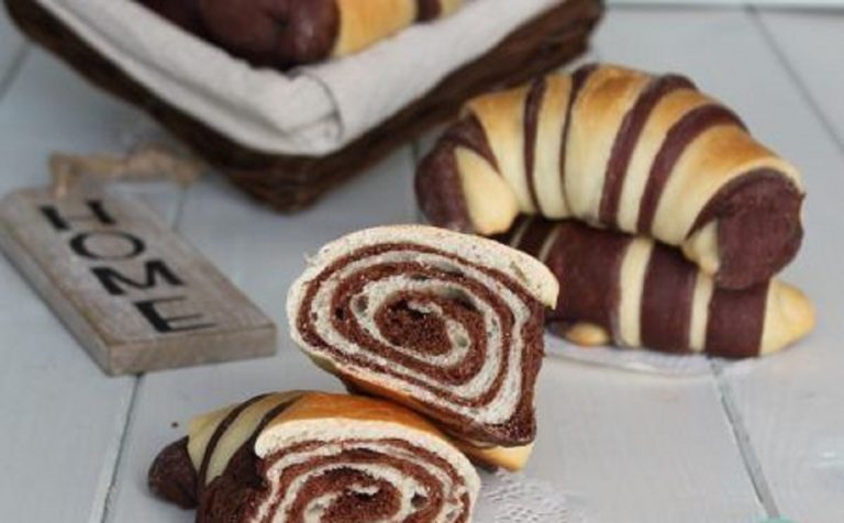 cornetti bicolore ricetta bimby