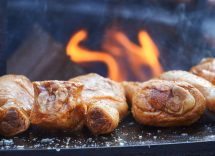 Cosce di pollo in crosta di sale al forno