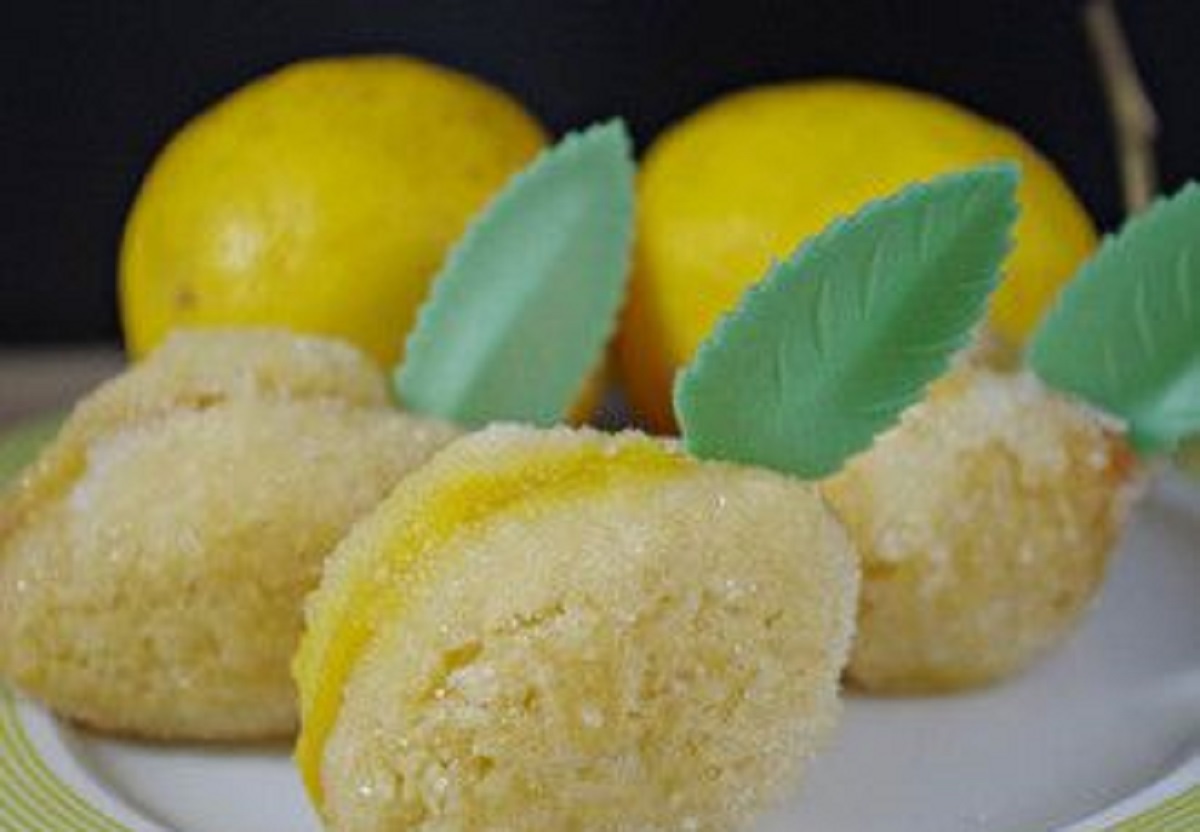limoni dolci ripieni di crema