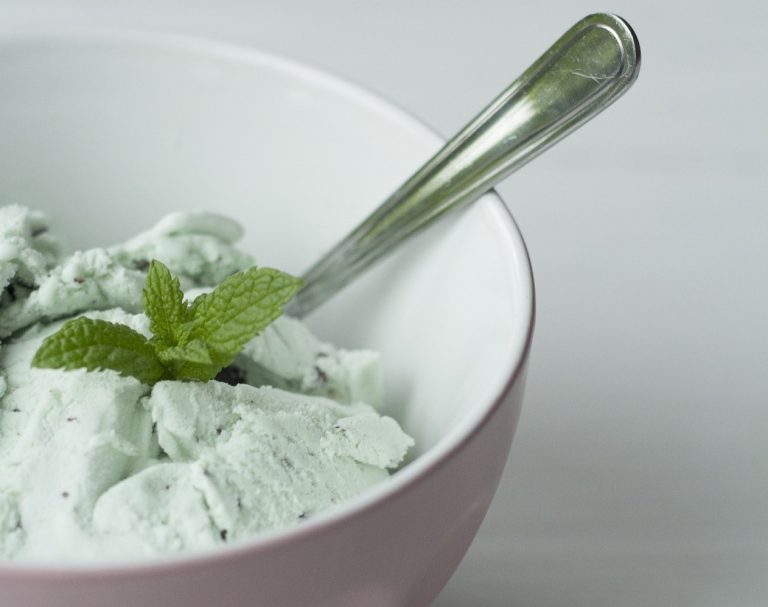 Mousse alla menta senza panna