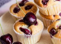 muffin con yogurt alla ciliegia