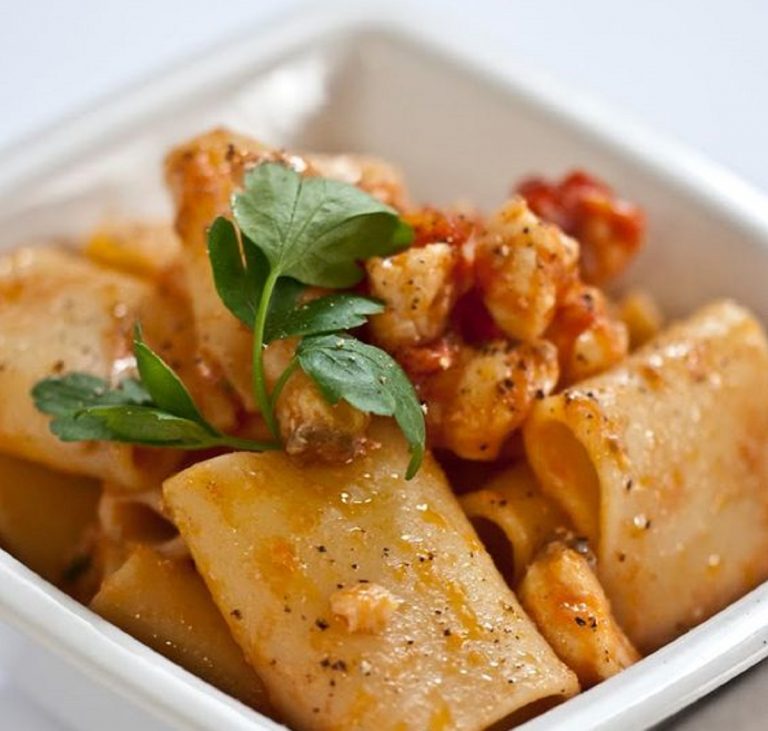 paccheri alla pescatrice ricetta napoletana