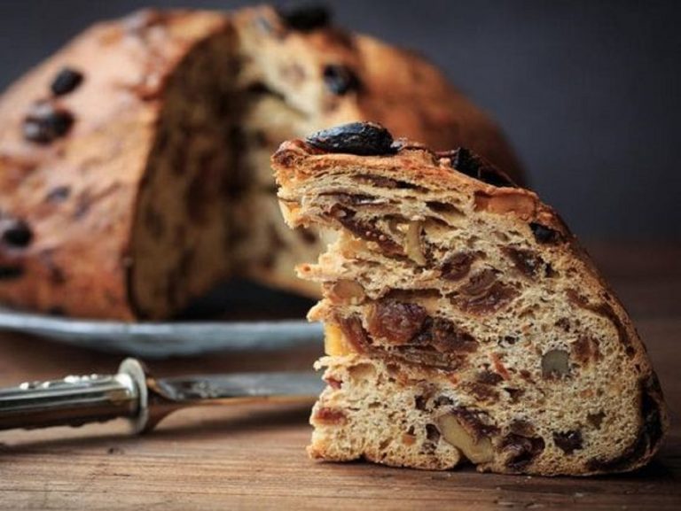 pane con uvetta ricetta originale