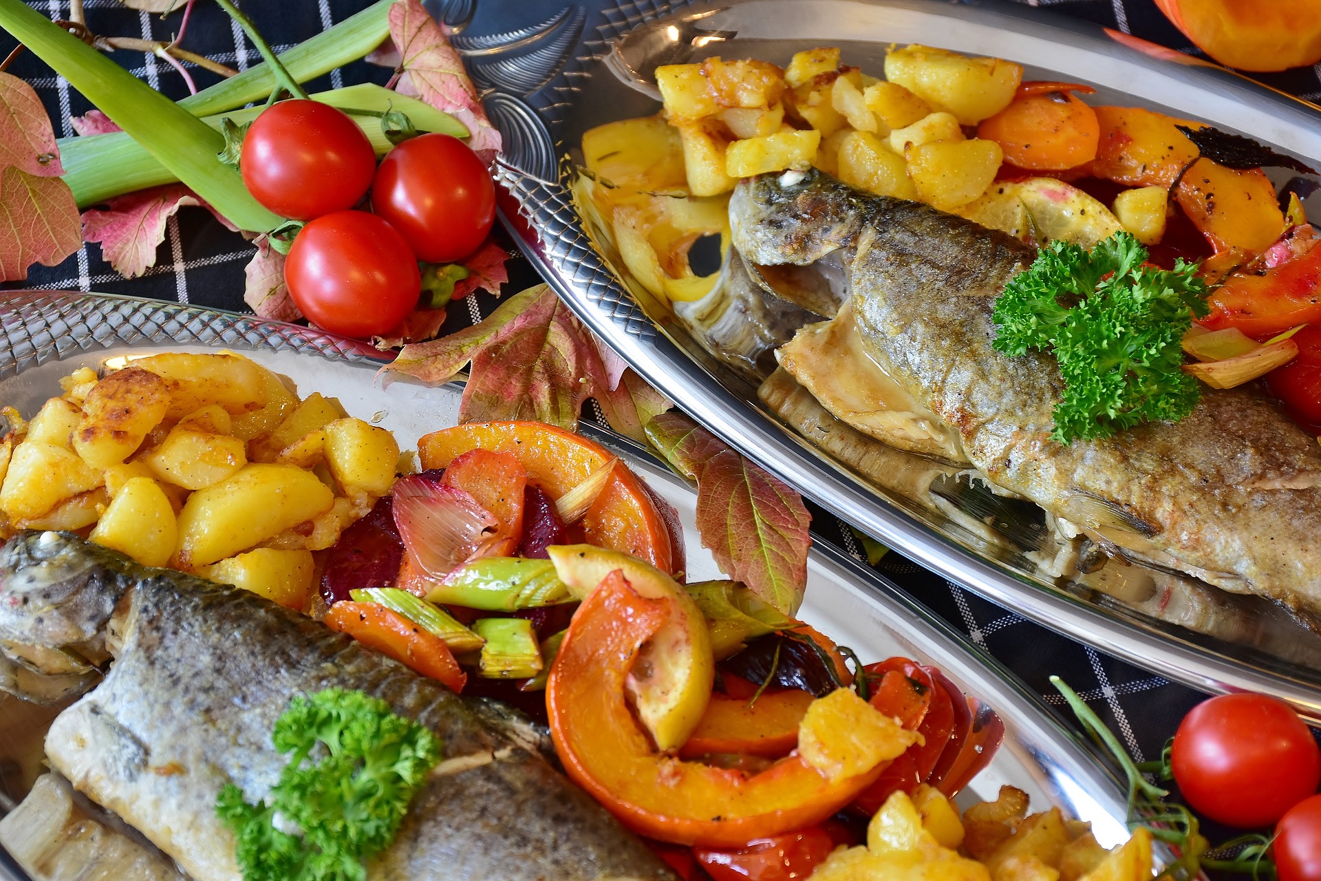 Ricciola al forno con patate ricetta