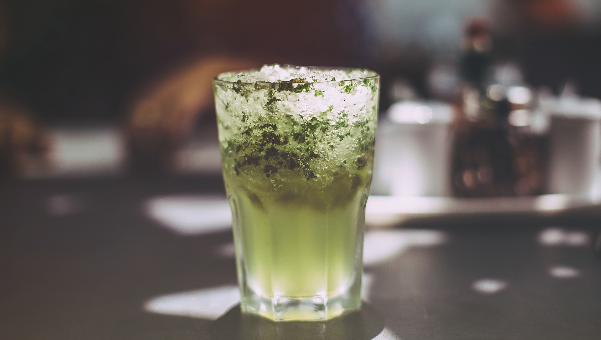 Aloe vera cocktail gin