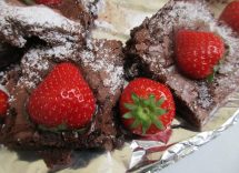 Brownie fragole e cioccolato