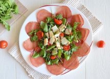 carpaccio di bresaola con rucola e grana