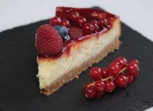 Cheesecake alla frutta senza colla di pesce