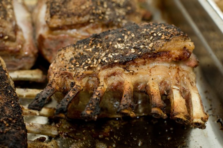 costolette di agnello al forno con patate