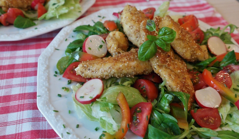 Insalata di pollo