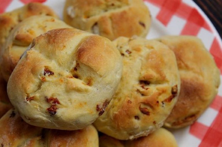 pane con pomodori secchi ricetta bimby