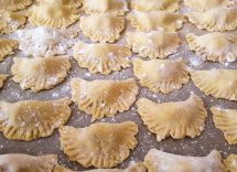 Ravioli ripieni di ceci e cioccolato