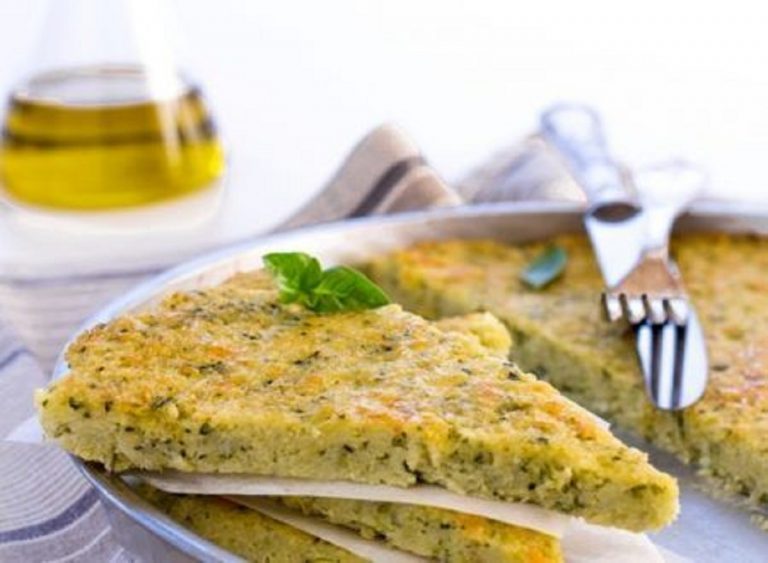 schiacciata di patate e zucchine al forno