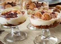 tiramisù in coppa all'amaretto