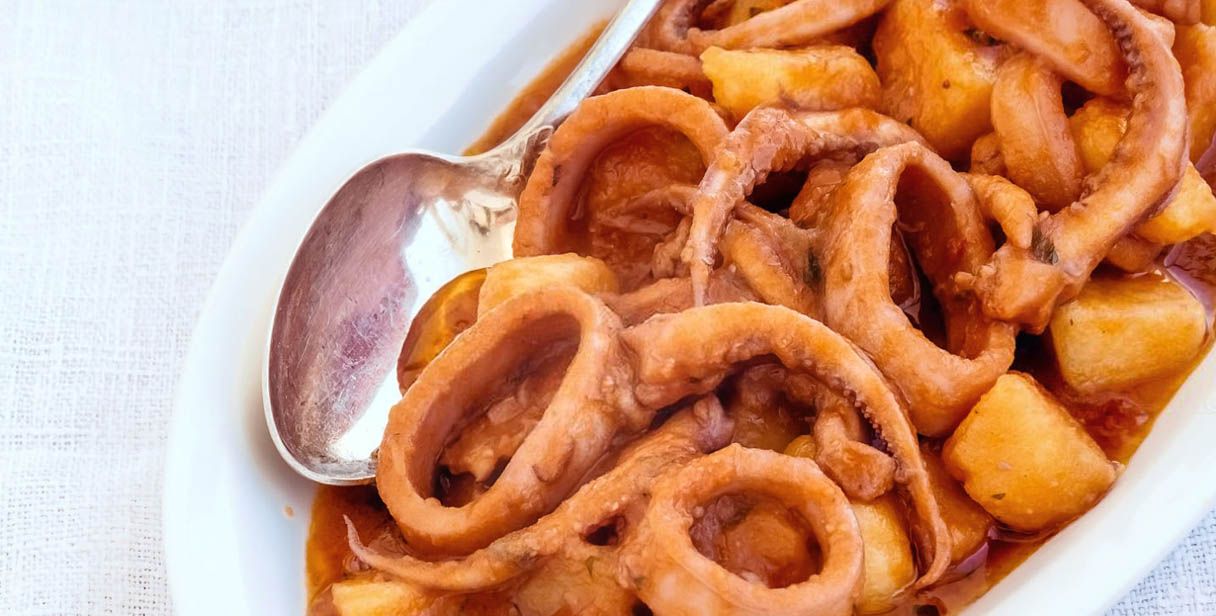 anelli di calamari in umido con patate