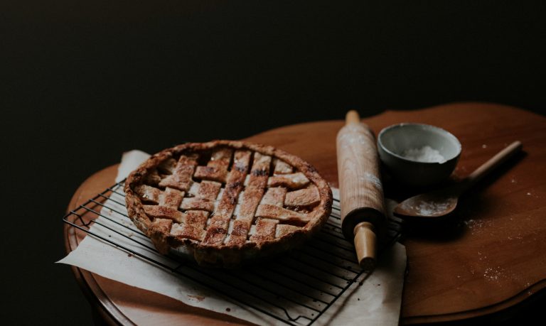 crostata ricotta gocce di cioccolato e alchermes