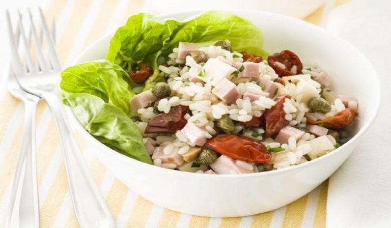 Insalata di riso con mortadella e provolone