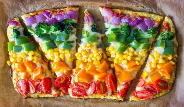 Pizza arcobaleno ricetta