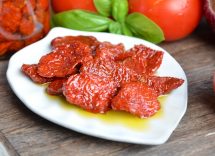 Pomodori secchi ripieni alla siciliana