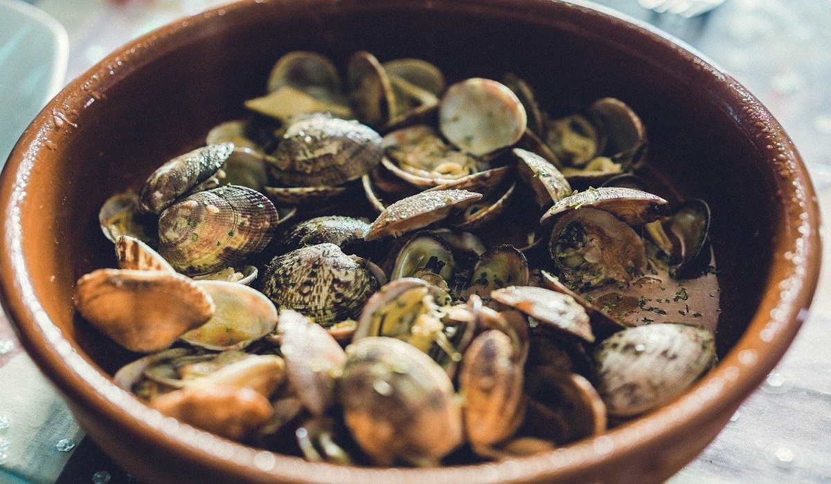 ricetta vongole alla pescatora