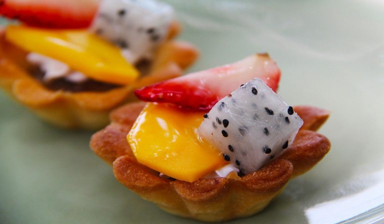 tartellette di frutta con crema pasticcera