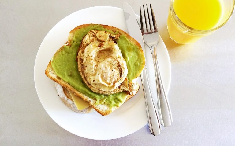 toast salati per colazione