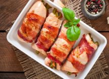 involtini di pollo con pancetta e formaggio al forno