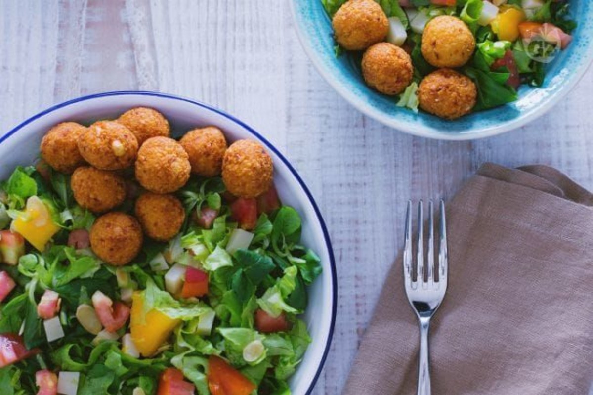 Polpette di ceci in insalata