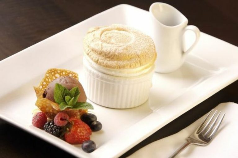 Soufflè al cioccolato bianco