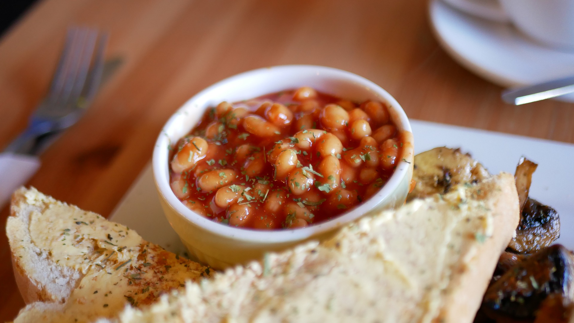 fagioli alla bud spencer ricetta originale