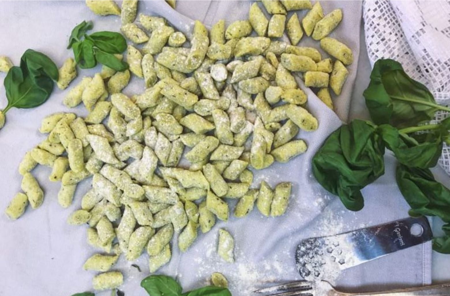 Gnocchi al basilico ricetta