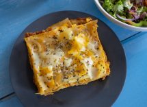 lasagna bianca funghi porcini e salsiccia