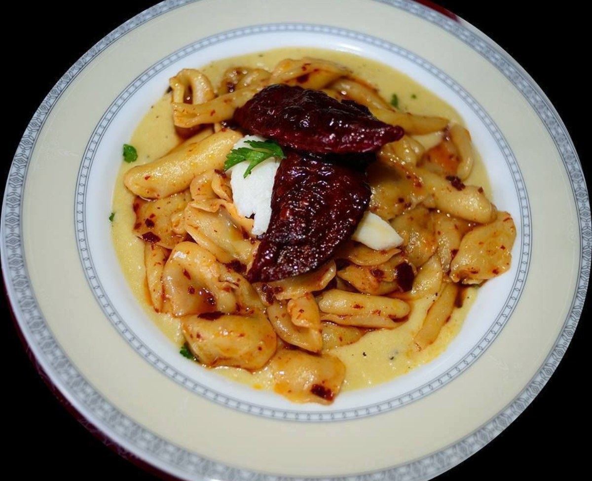 paccheri baccalà e peperoni cruschi