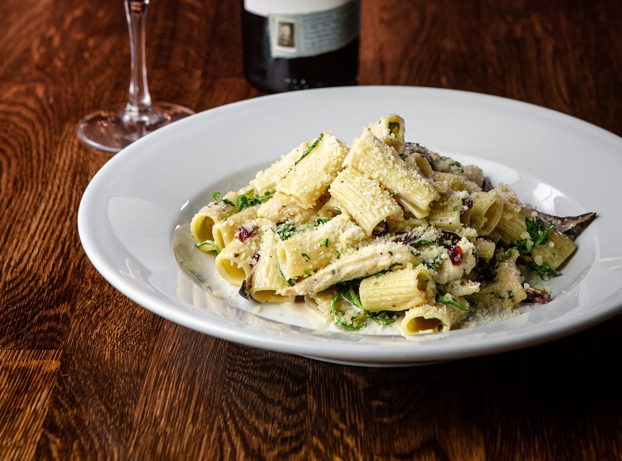 pasta con cicoria e acciughe