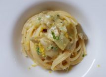 tonnarelli con carciofi pecorino e acciughe