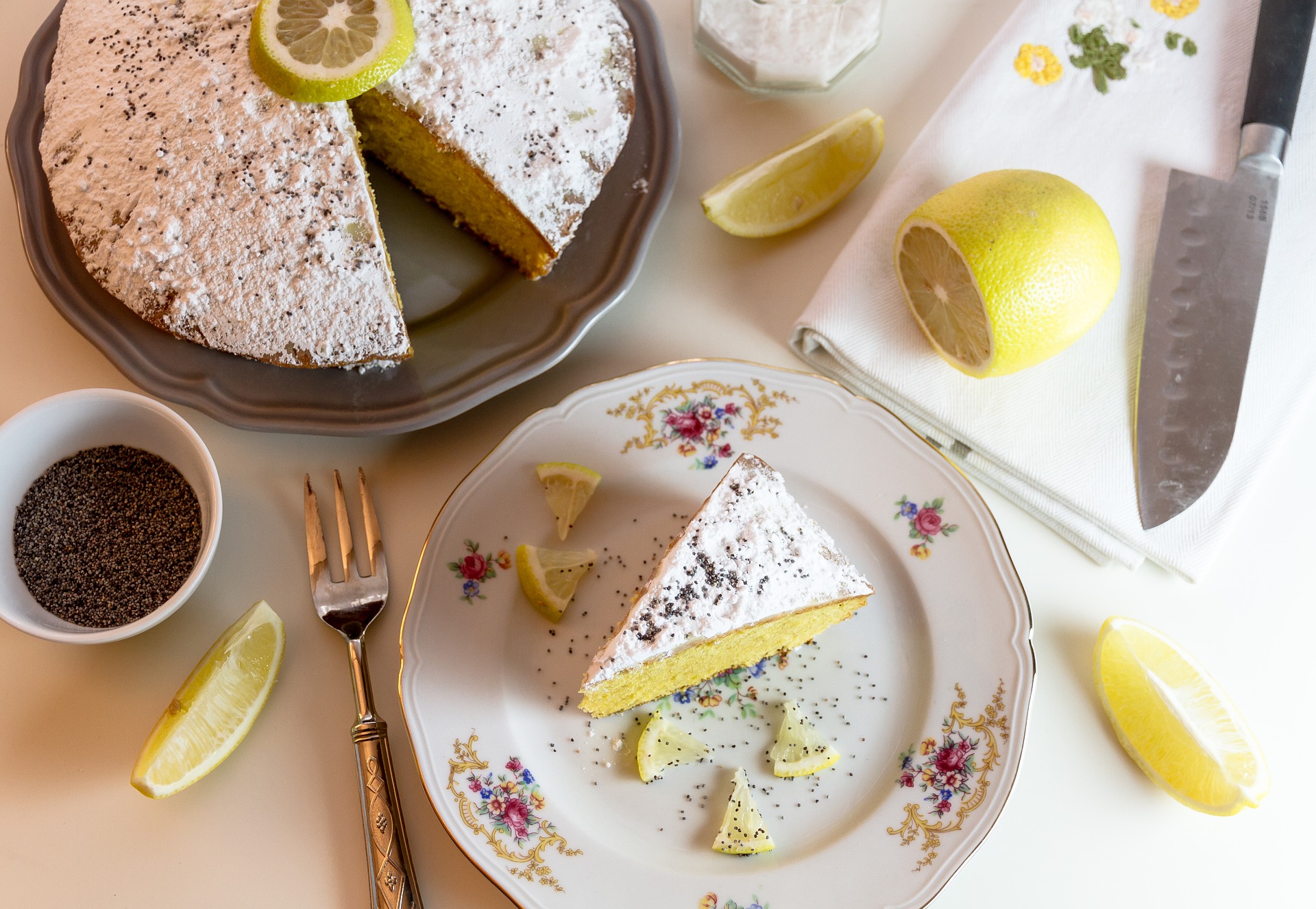 Torta soffice al limone e limoncello