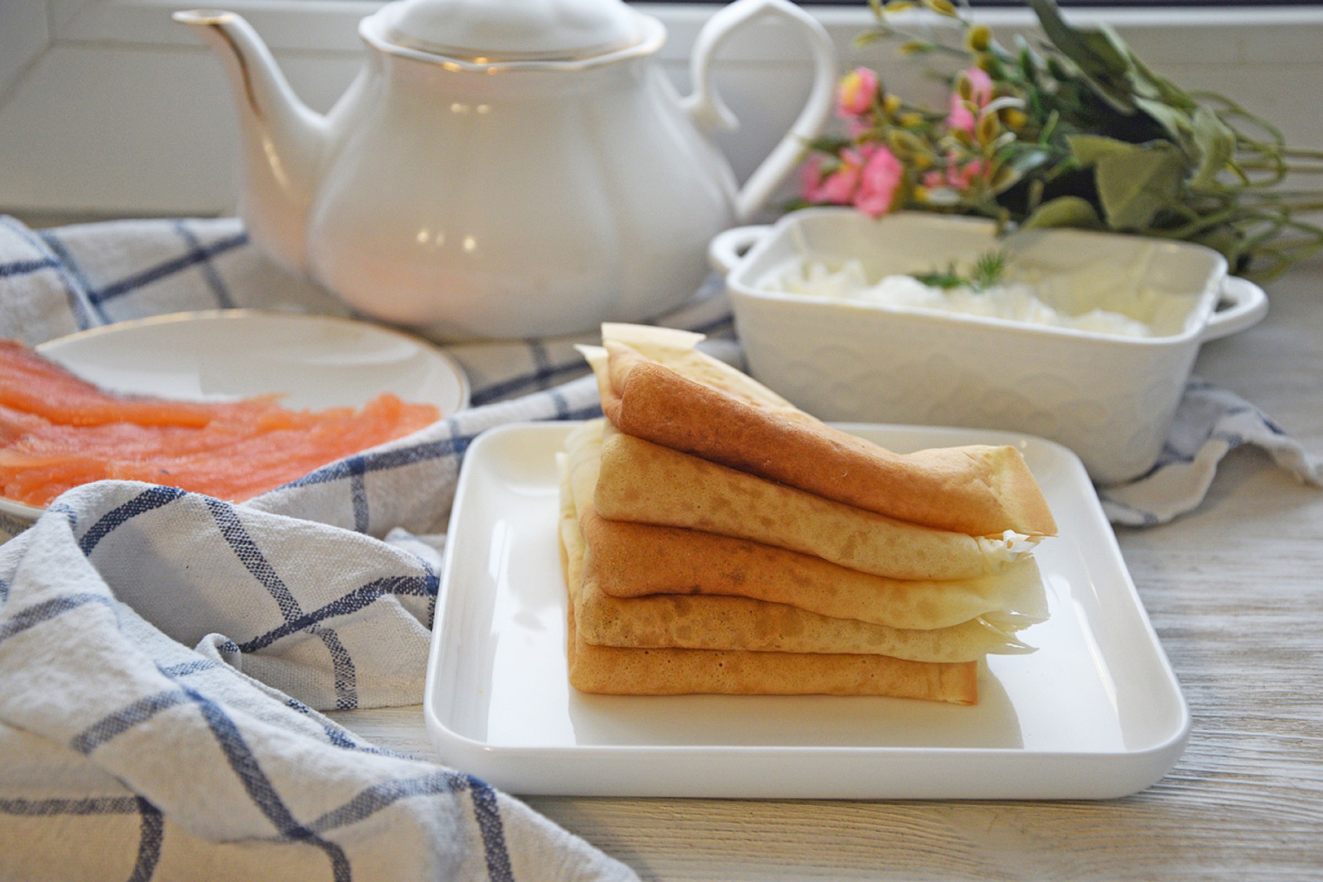 crepes con salmone affumicato e besciamella