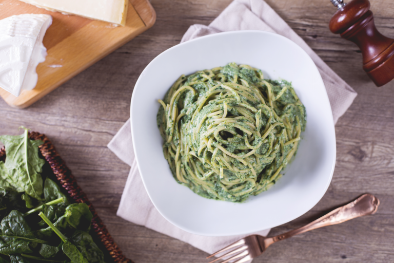 pasta all'uovo con ricotta e spinaci