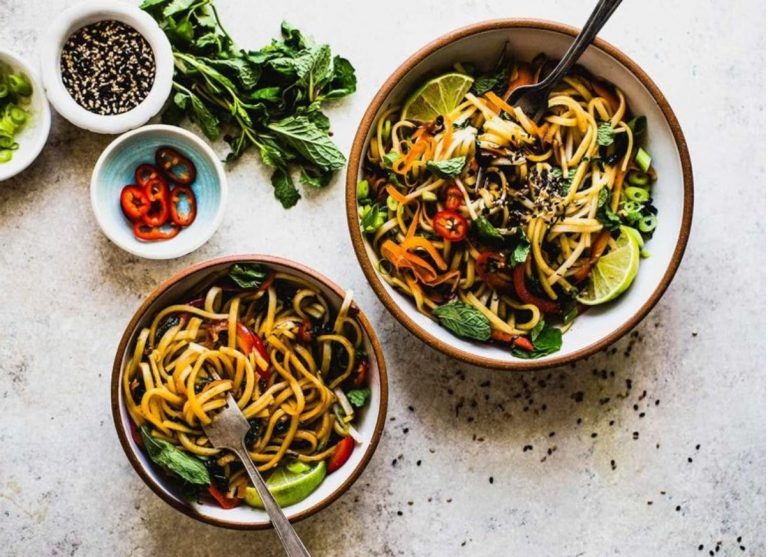 Ricetta noodles thai verdure