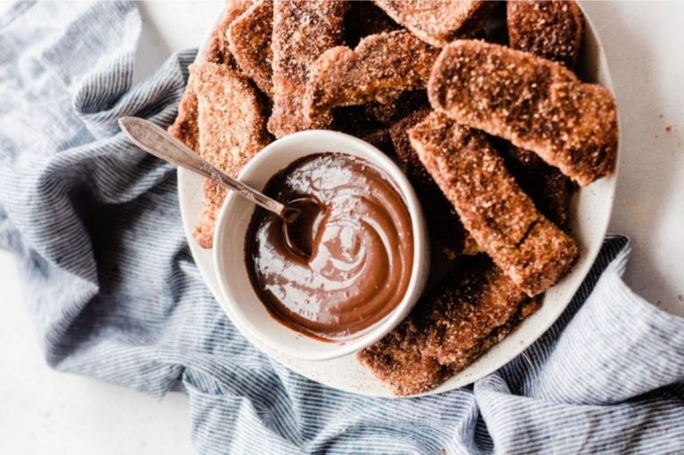 pane bianco fritto con nutella