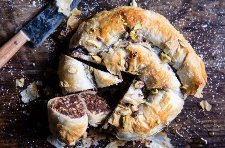 torta di pasta fillo con ricotta e cioccolato