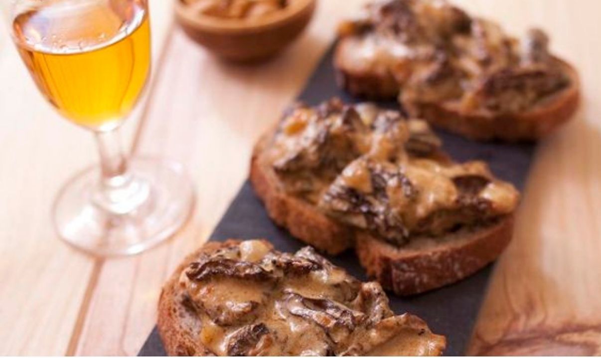 crema di funghi porcini per crostini