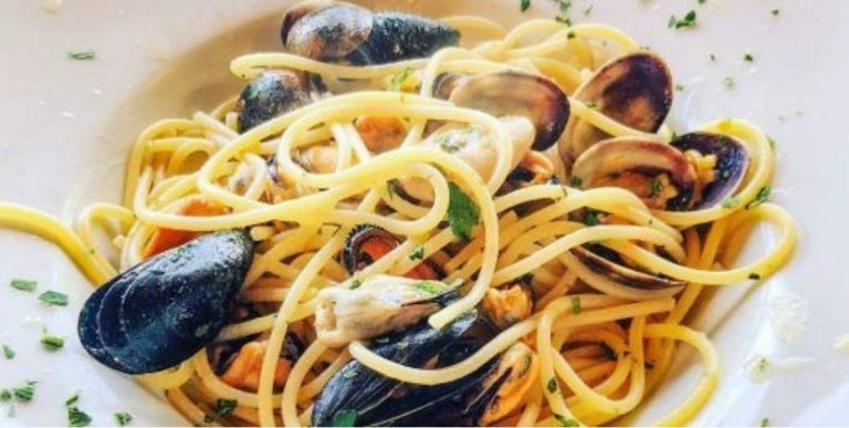 Spaghetti cozze e vongole ricetta