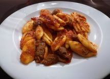 strascinati al ragù di carne