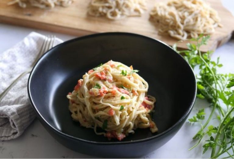 Tagliolini al salmone affumicato senza panna