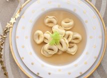 tortellini in brodo con funghi