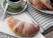 brioche ripiene di crema caffè